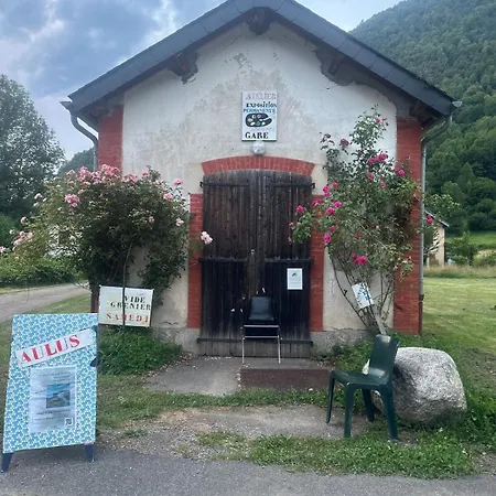 5 Aux Volets Bleus Aulus-les-Bains