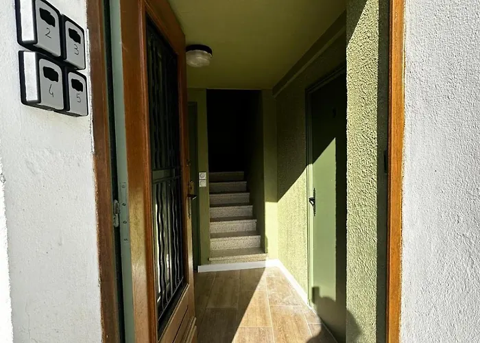 5 Aux Volets Bleus Lejlighed